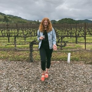 Meet your Posher, Kelly